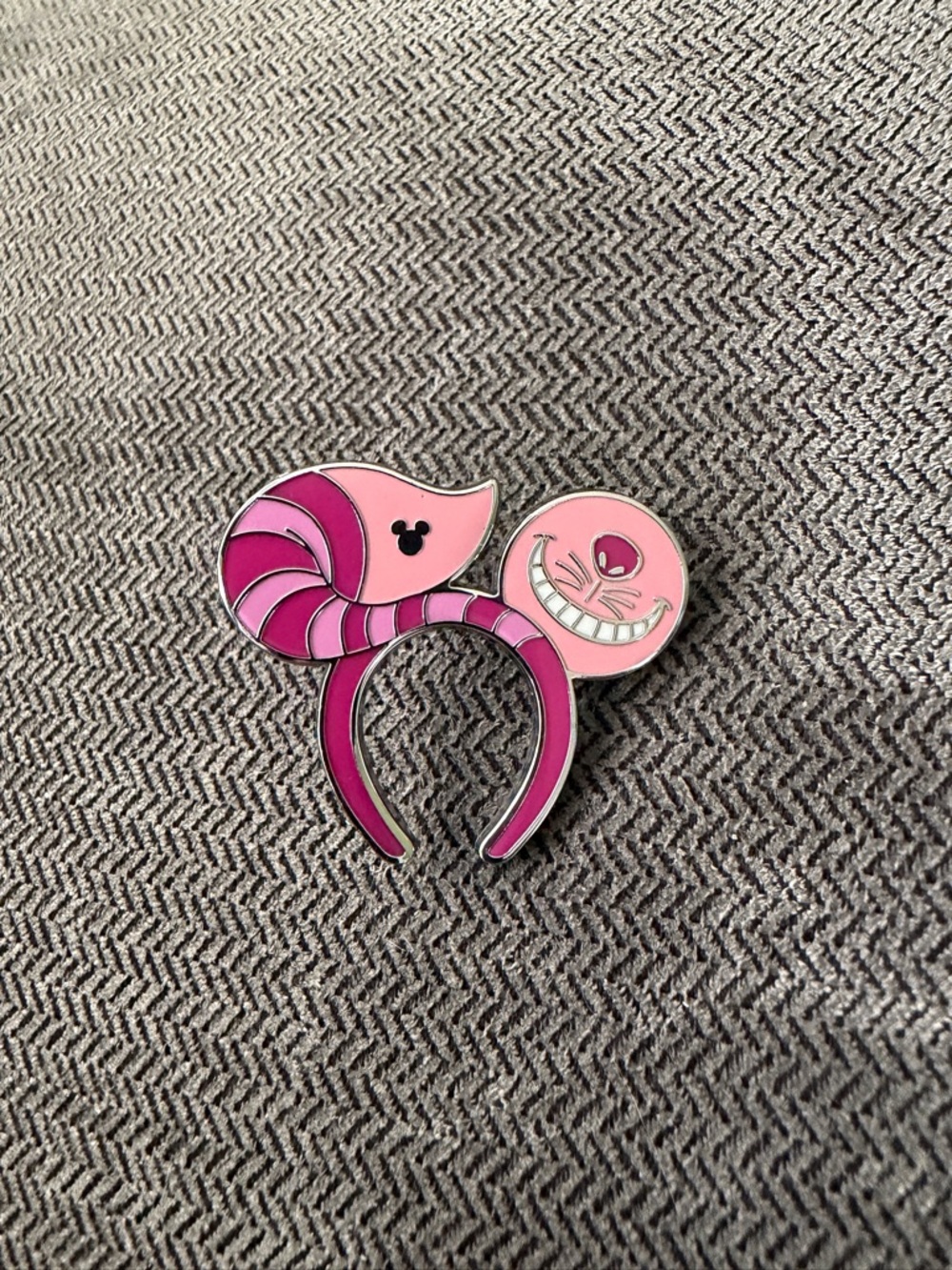 2025 Disneyland Wave A - Cheshire Cat Ears - trading pin Alice in Wonderland